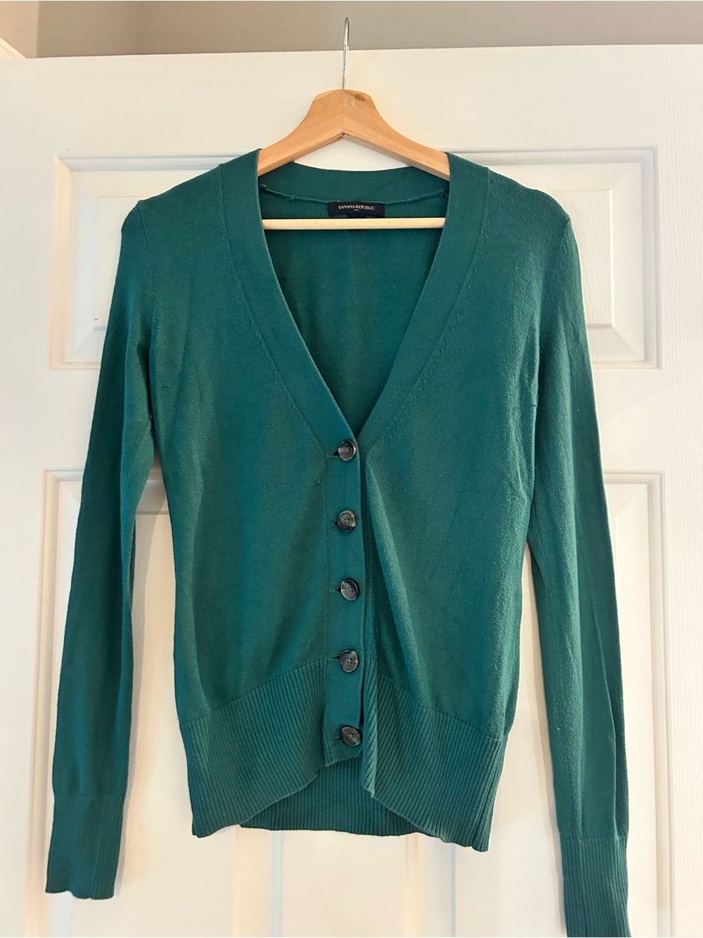 Banana Republic Green V-Neck Button Cardigan